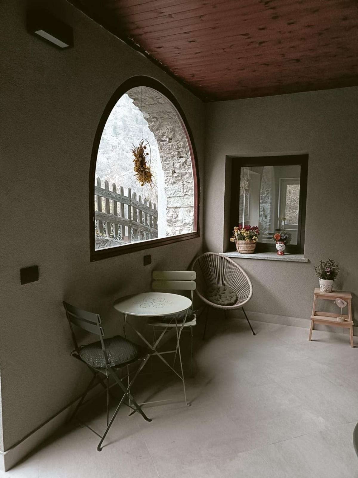 B&B Au Chateau Blanc Arvier Exteriér fotografie